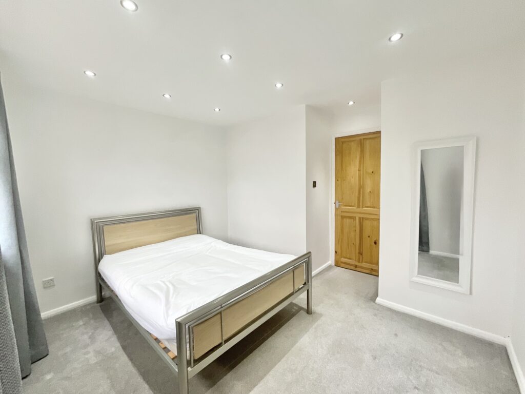 Flaxman Close, Barlaston, ST12