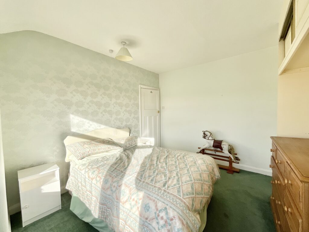 The Fillybrooks, Stone, ST15