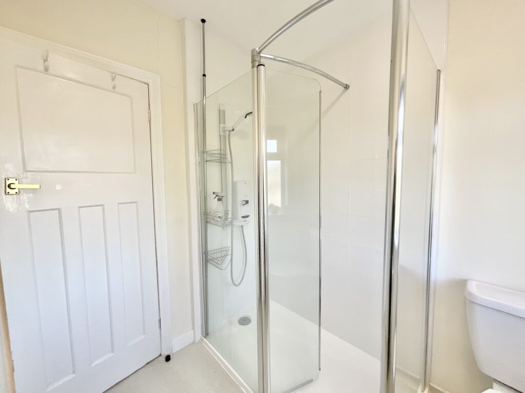 The Fillybrooks, Stone, ST15