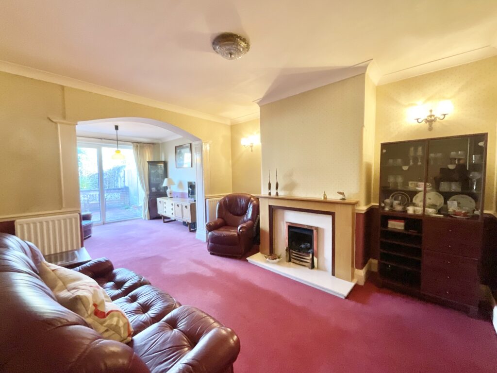 The Fillybrooks, Stone, ST15