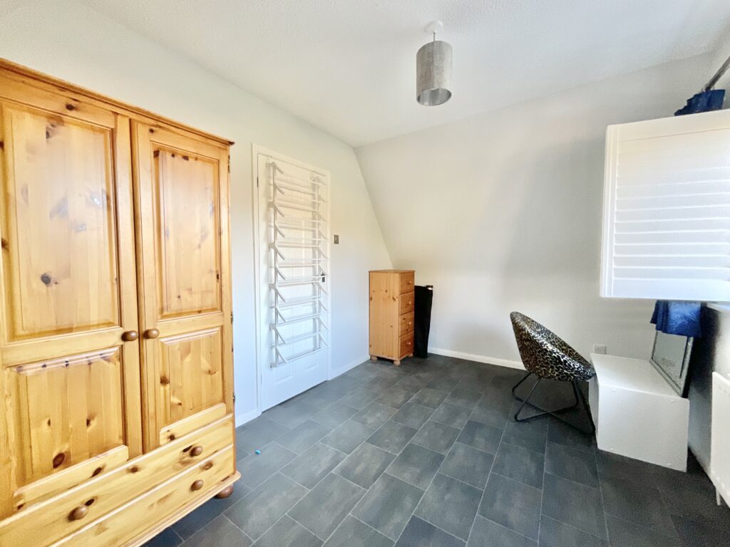 Belvoir Avenue, Stoke-On-Trent, ST4