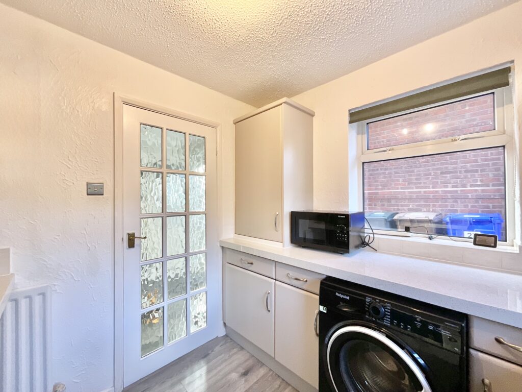 Belvoir Avenue, Stoke-On-Trent, ST4