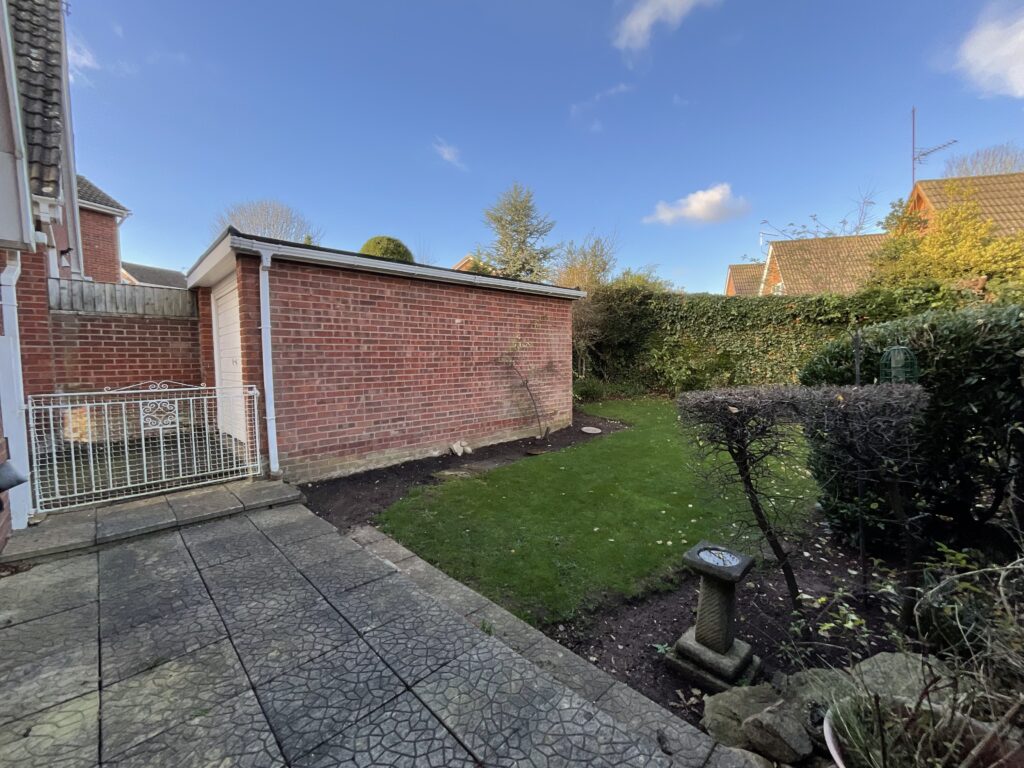 Belvoir Avenue, Stoke-On-Trent, ST4