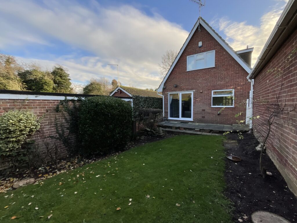 Belvoir Avenue, Stoke-On-Trent, ST4