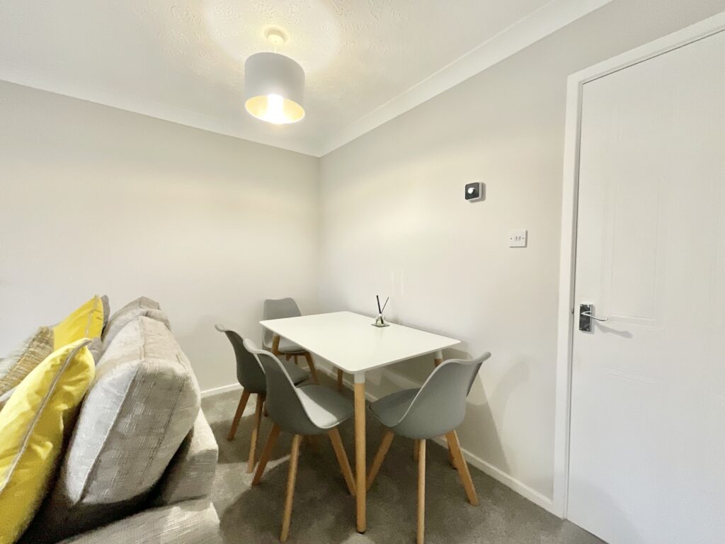 Simeon Way, Stone, ST15