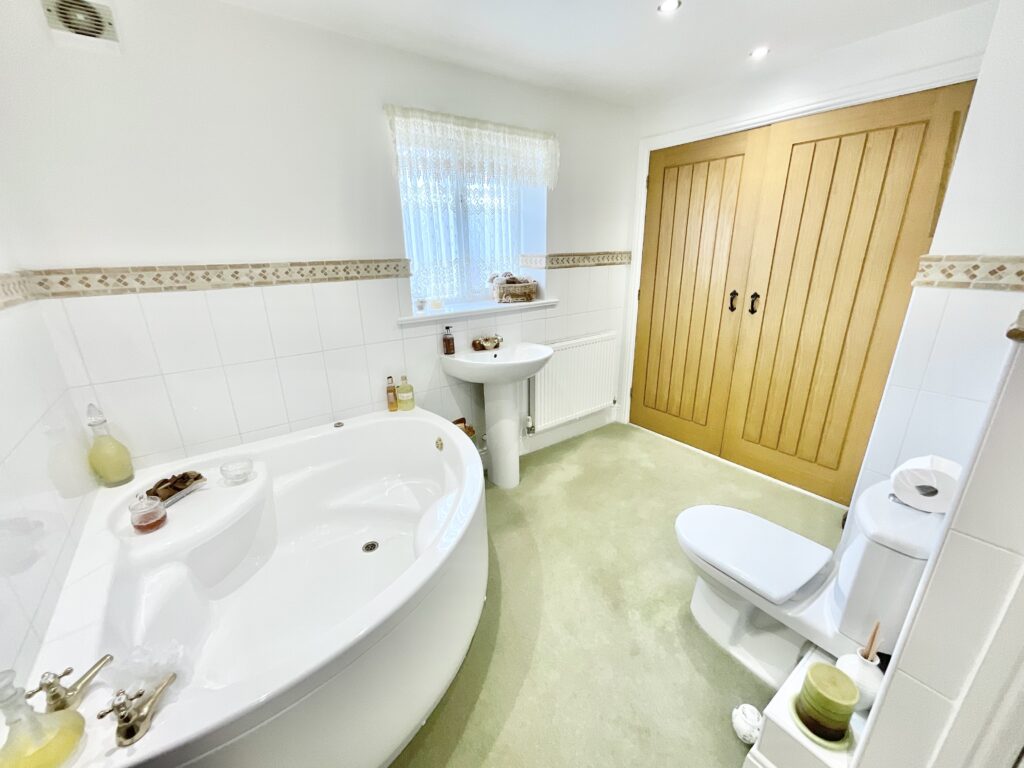 Richards Court, Bednall, ST17