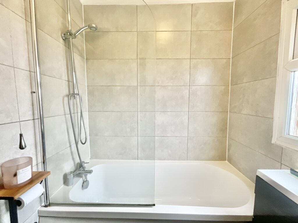 Thames Road, Newcastle, ST5