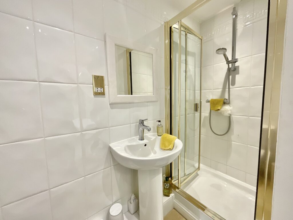 Richards Court, Bednall, ST17