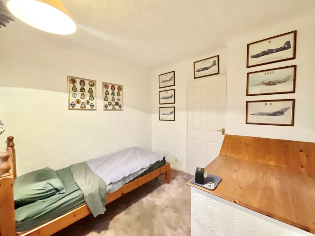 Mount Road, Stone, ST15