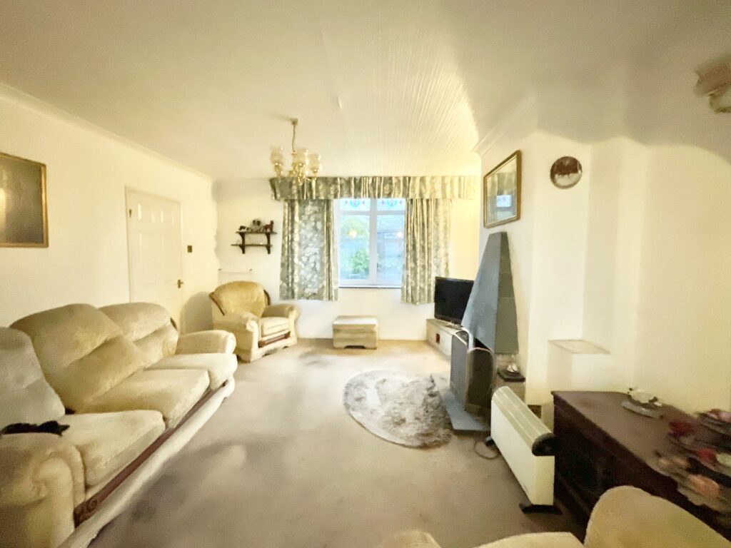 Mount Road, Stone, ST15