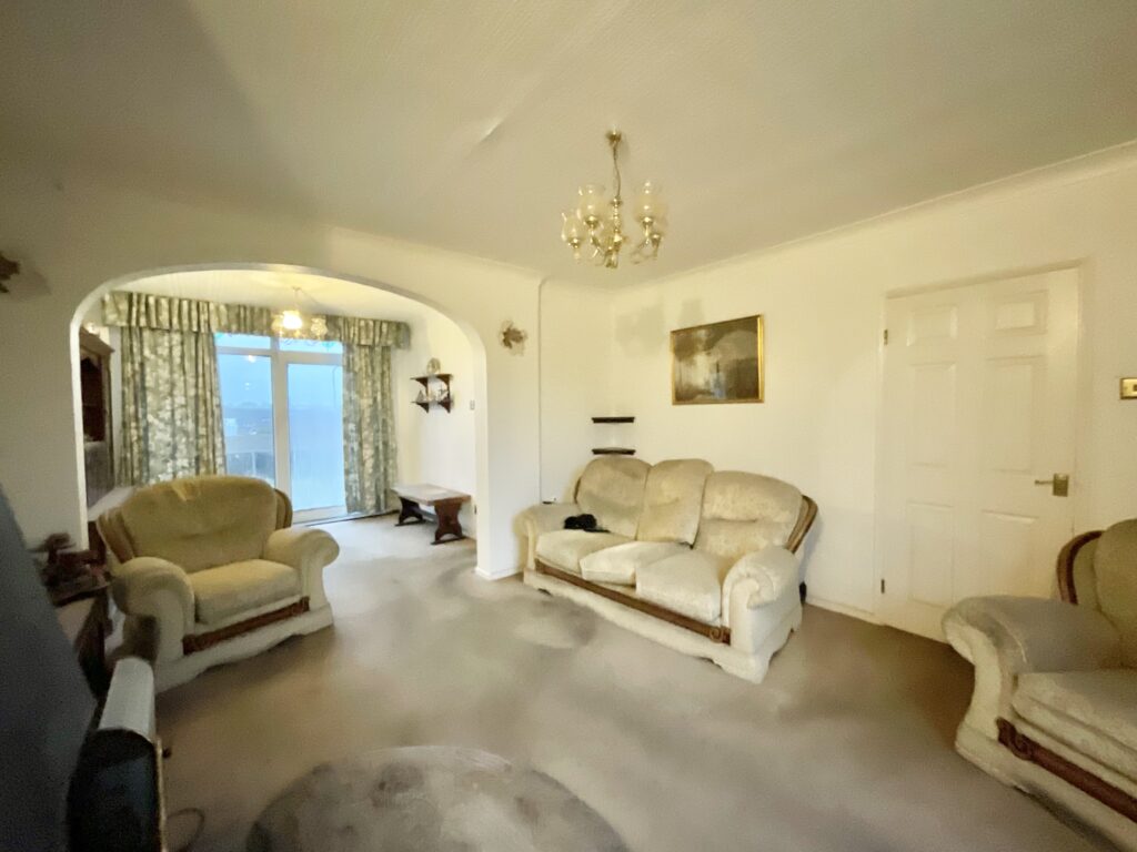 Mount Road, Stone, ST15