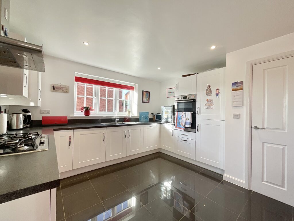 Hazel Way, Edleston, CW5