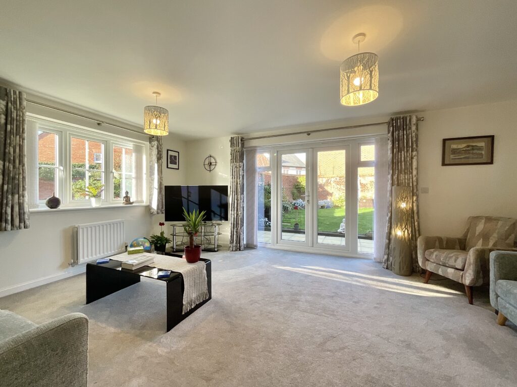 Hazel Way, Edleston, CW5