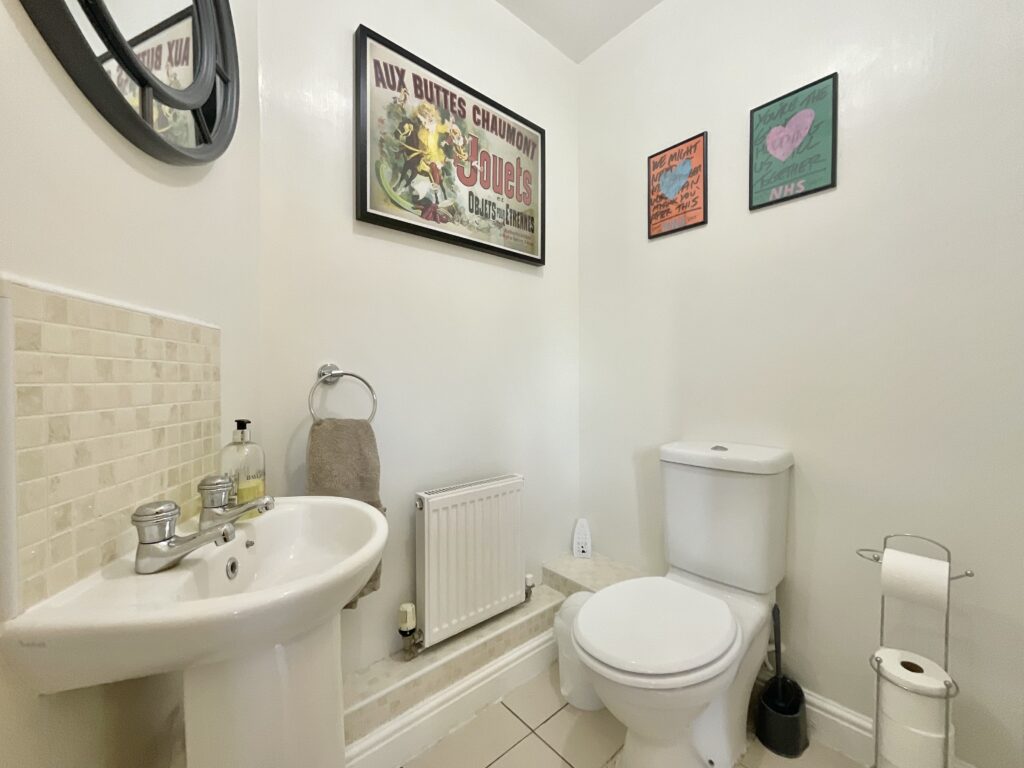 Salisbury Close, Crewe, CW2