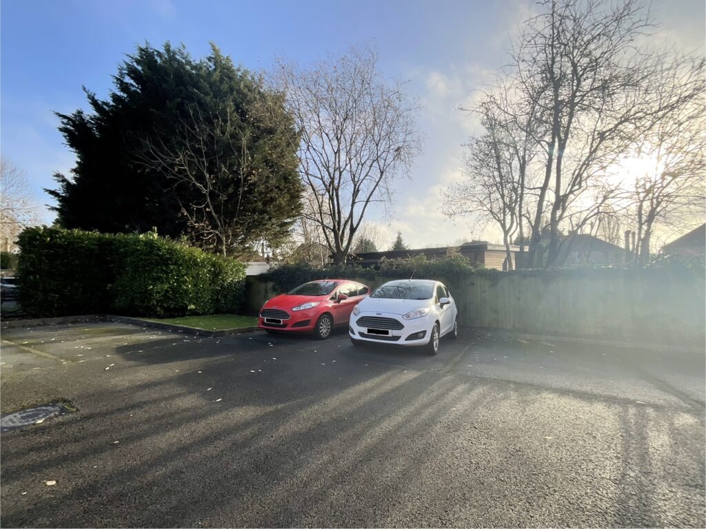 Salisbury Close, Crewe, CW2