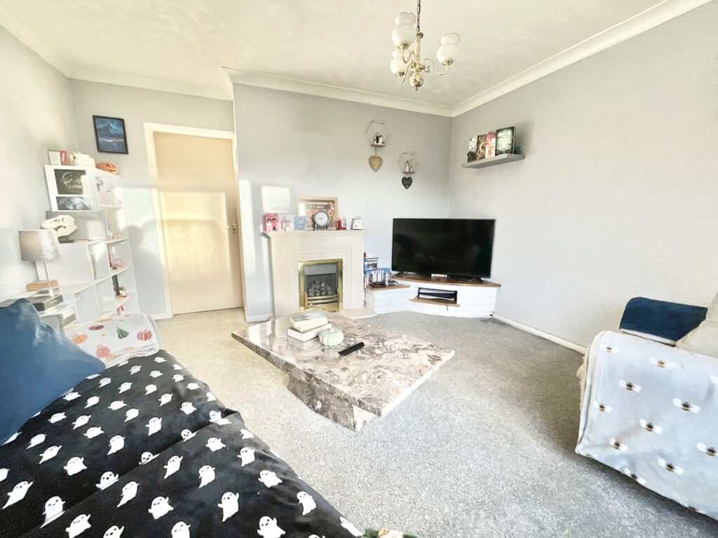 Maple Close, Cheadle, ST10