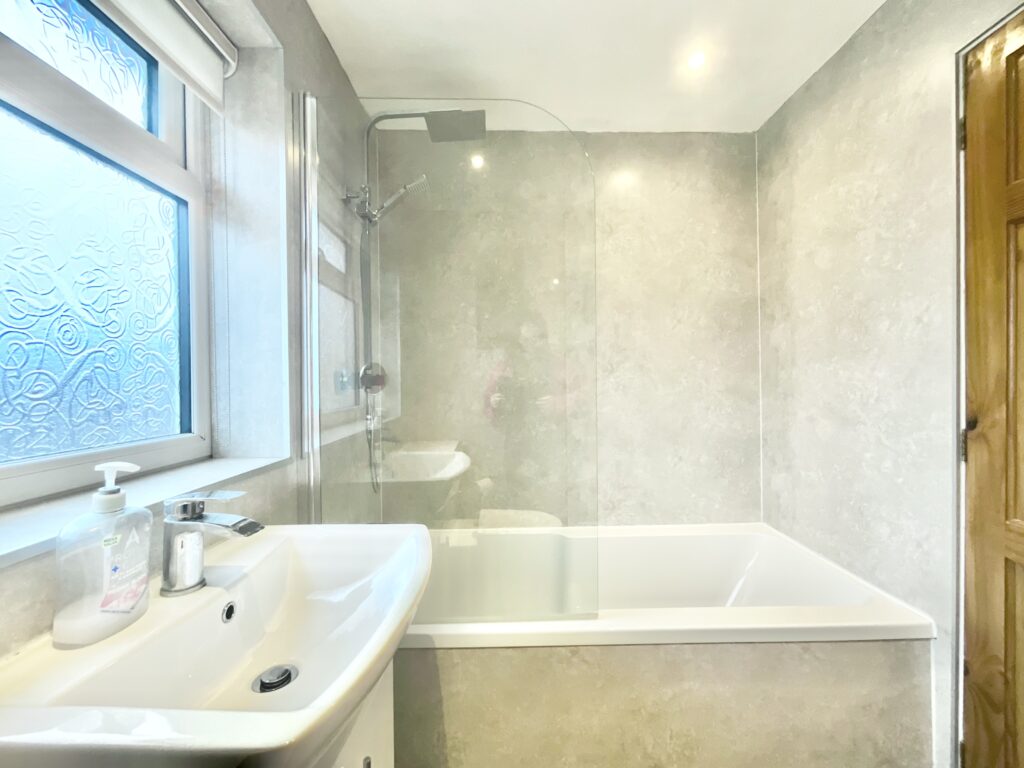 Ashbourne Road, Cheadle, ST10