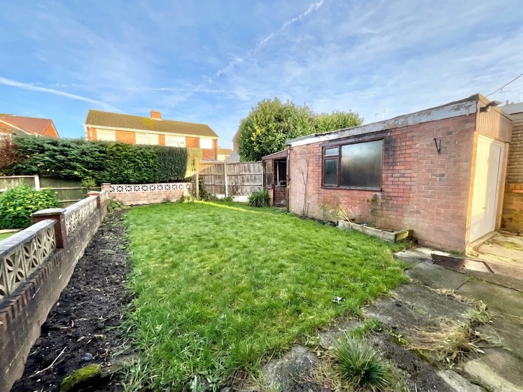 Maple Close, Cheadle, ST10