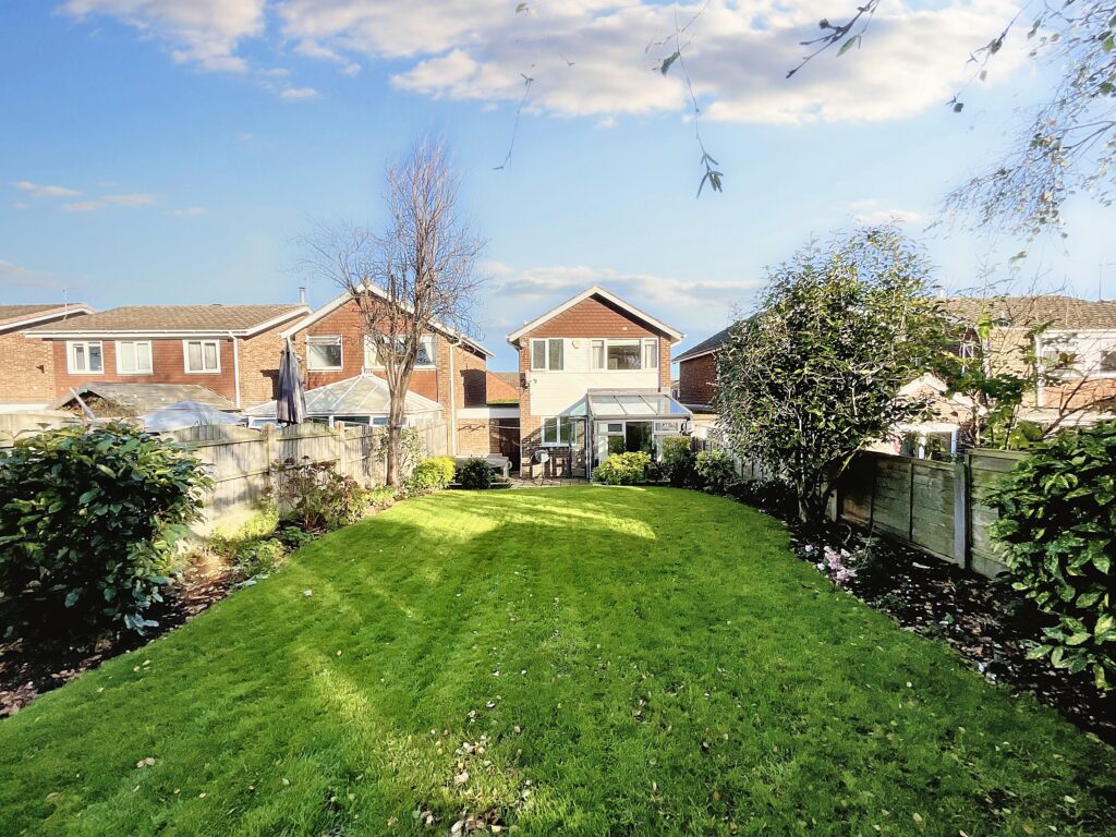 Cedars Drive, Stone, ST15