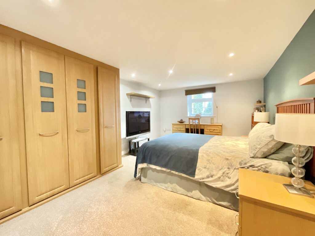 Walton Bank, Eccleshall, ST21