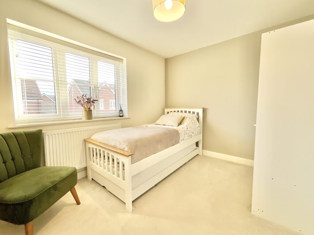 Skylark Row, Baldwins Gate, ST5