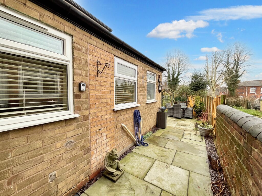 Victor Street, Stone, ST15