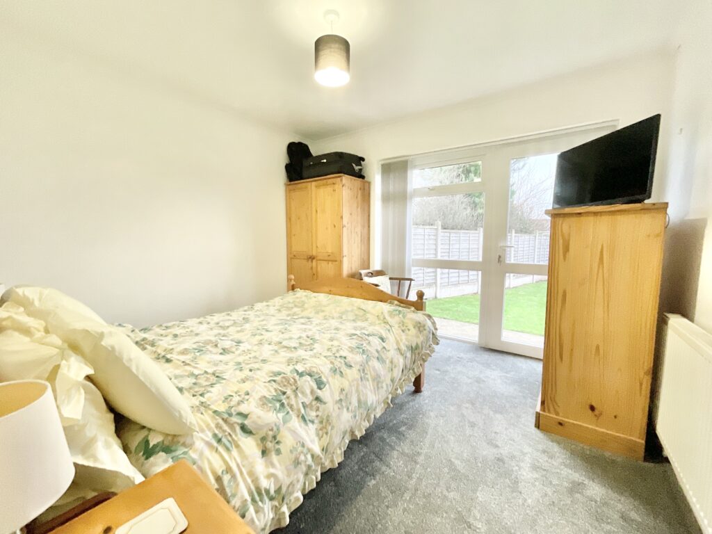 Billington Lane, Derrington, ST18