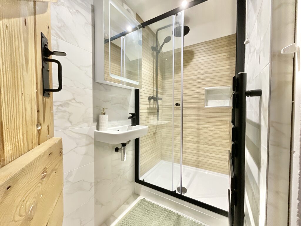 Wood Eaton Road, Church Eaton, ST20