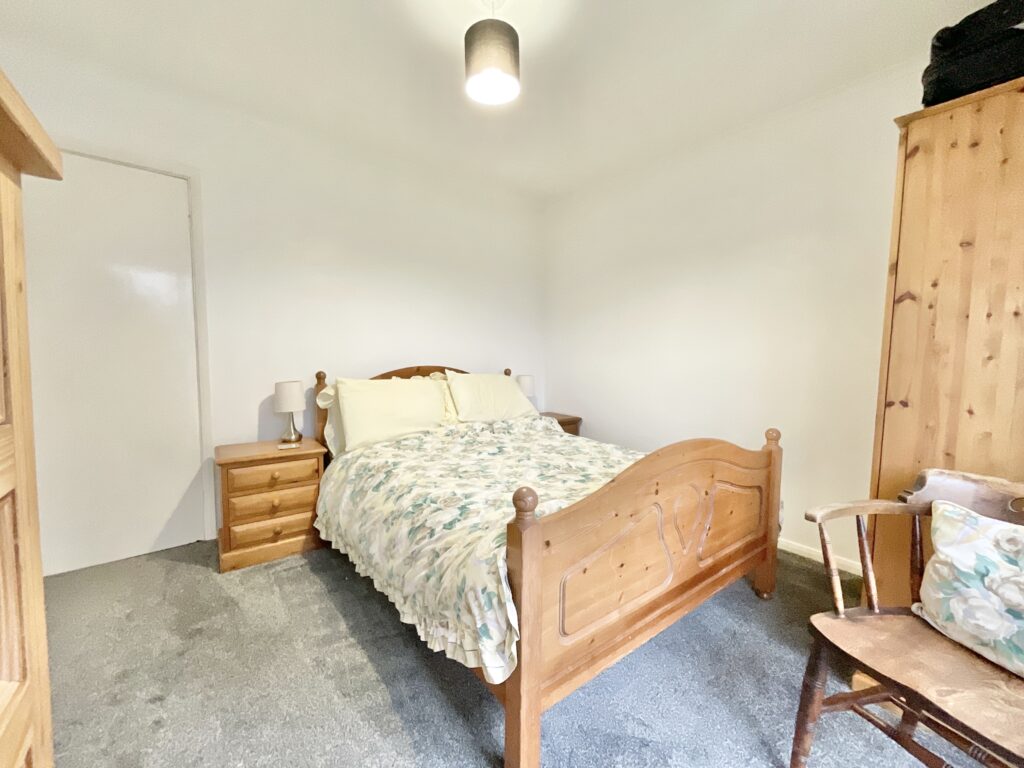 Billington Lane, Derrington, ST18