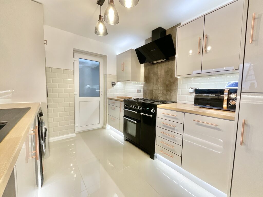 Corner Ways, Derrington, ST18