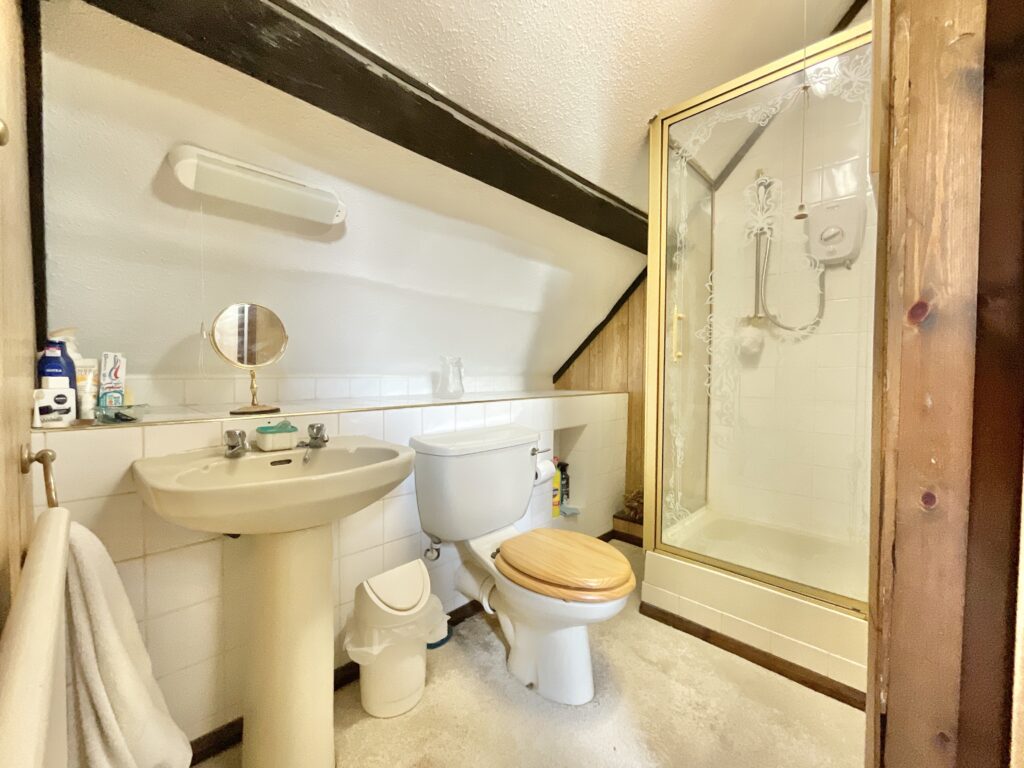 Newport Road, Haughton, ST18