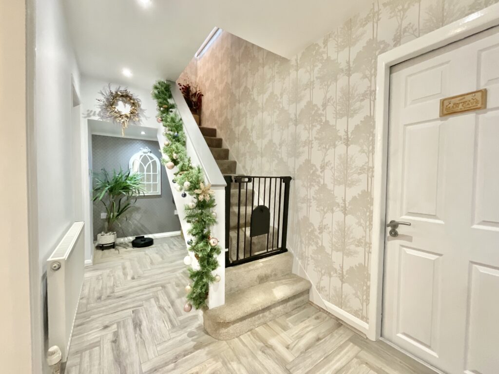 Corner Ways, Derrington, ST18