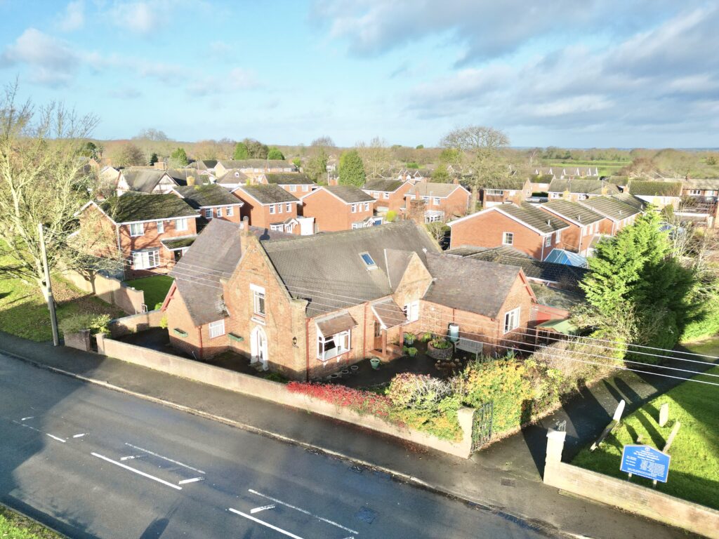 Newport Road, Haughton, ST18