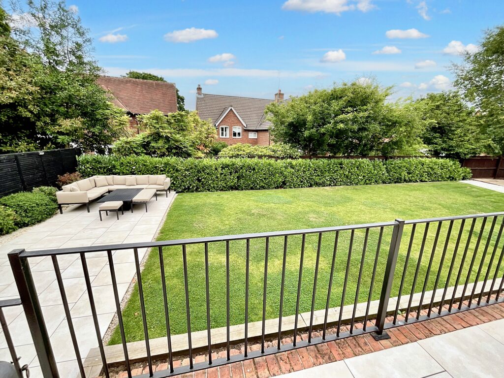 Chiltern Close, Weston, CW2