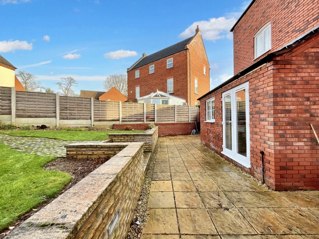 Cressey Close, Stone, ST15