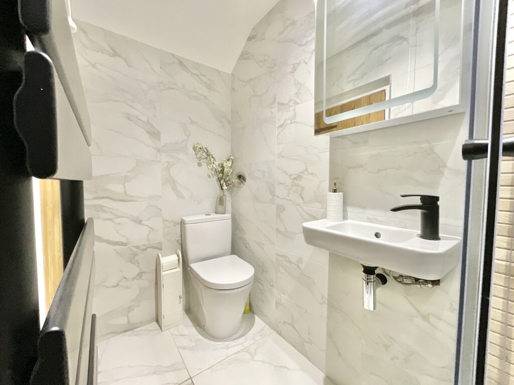 Wood Eaton Road, Church Eaton, ST20