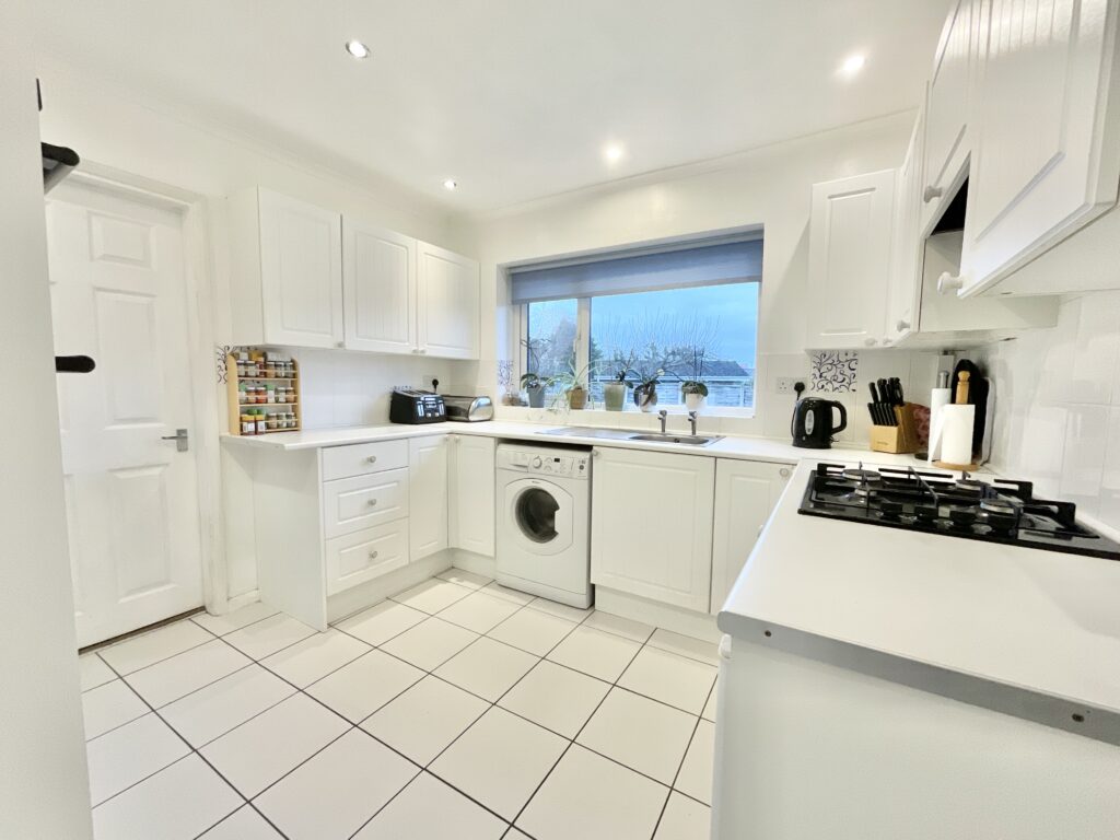 Billington Lane, Derrington, ST18