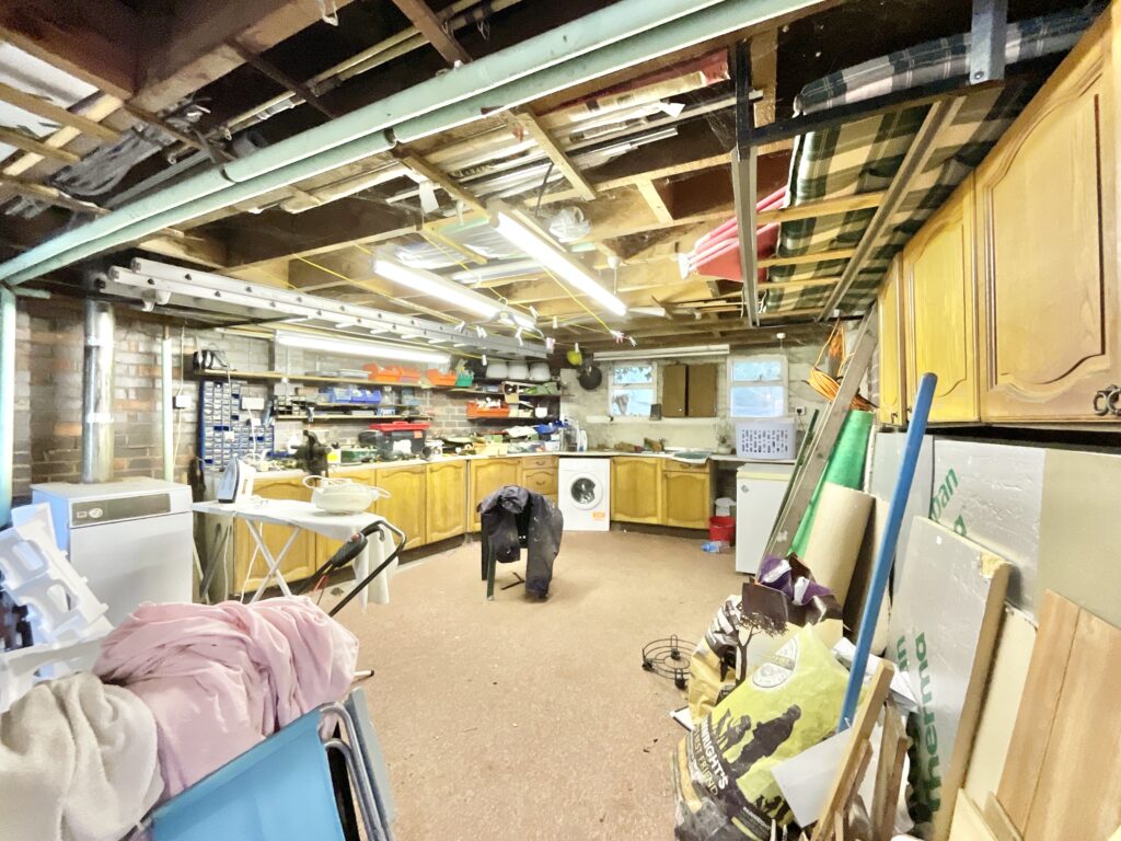 Newport Road, Haughton, ST18