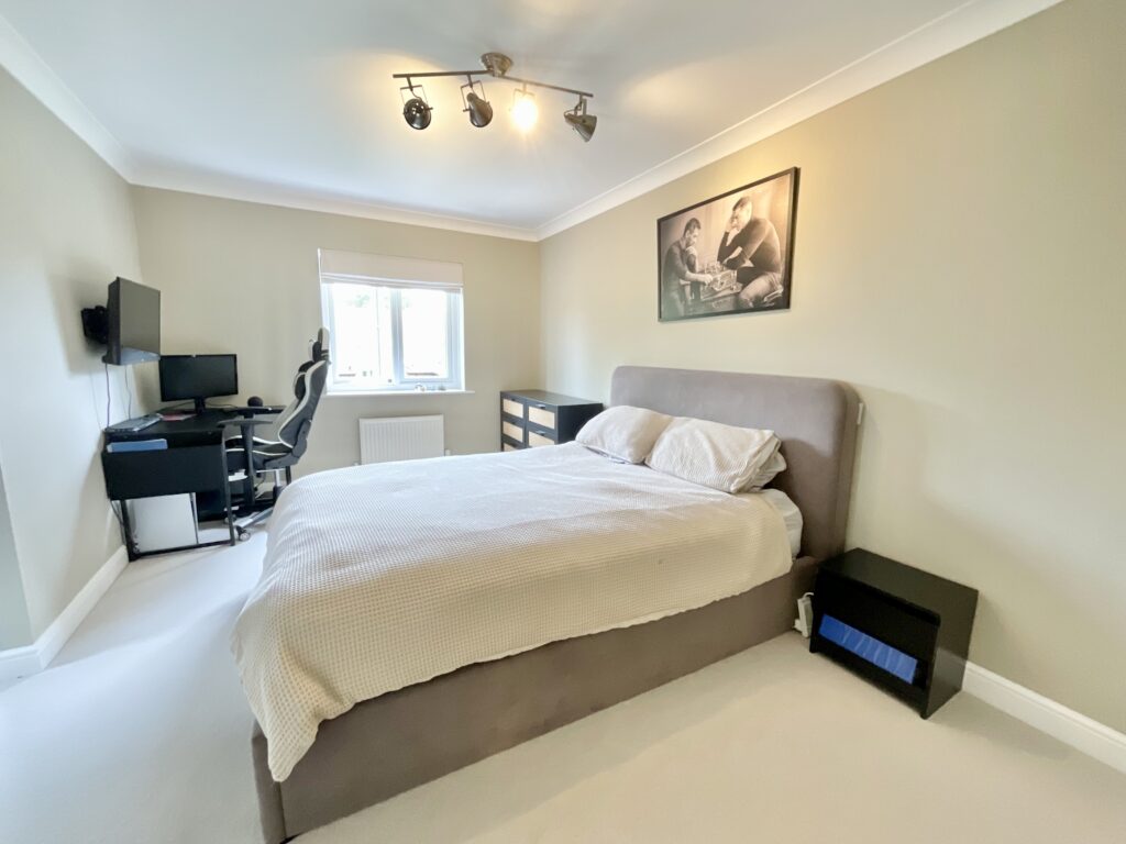 Chiltern Close, Weston, CW2