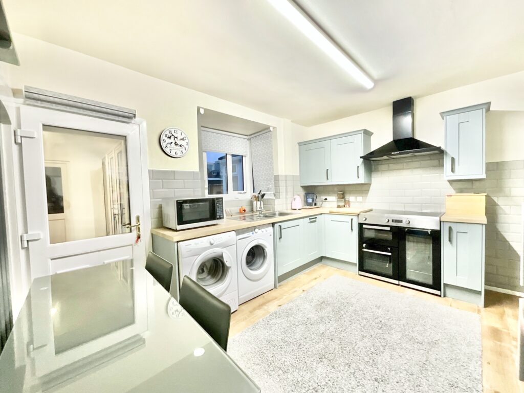 Uttoxeter Road, Blythe Bridge, ST11