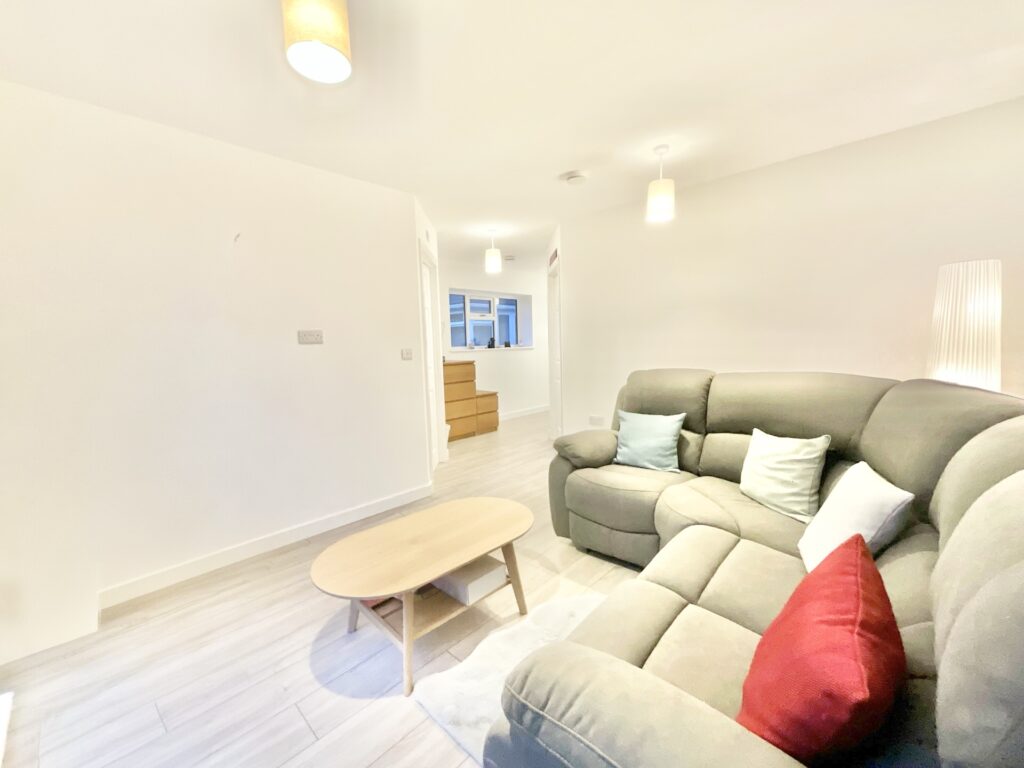 Uttoxeter Road, Blythe Bridge, ST11