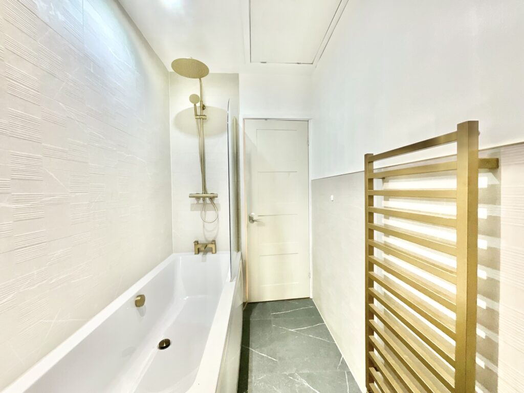 Uttoxeter Road, Blythe Bridge, ST11