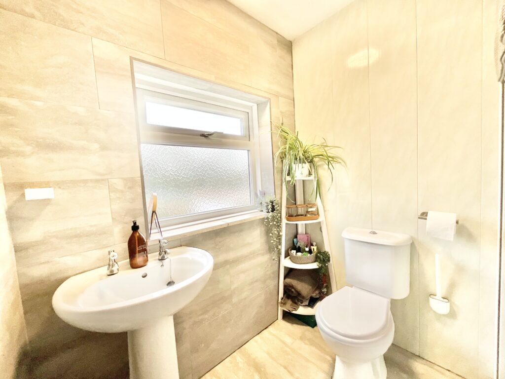 Milton Road, Stoke-On-Trent, ST1