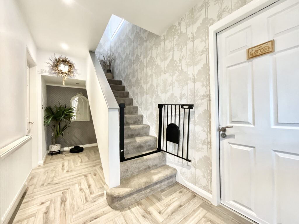 Corner Ways, Derrington, ST18