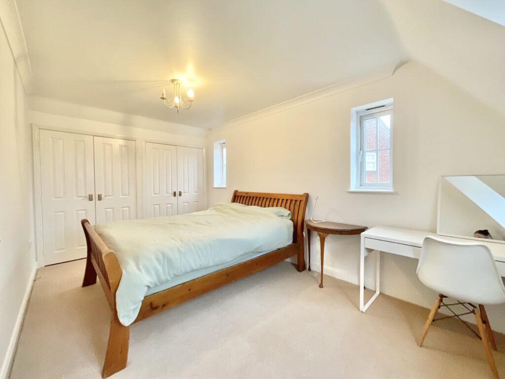 Cressey Close, Stone, ST15