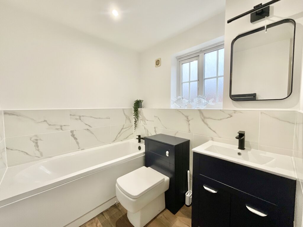 Cressey Close, Stone, ST15