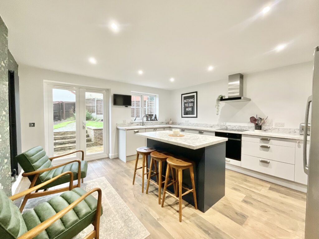 Cressey Close, Stone, ST15