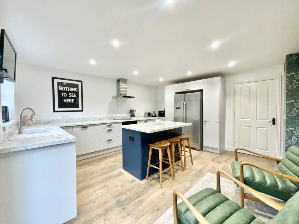 Cressey Close, Stone, ST15