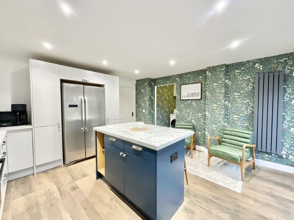 Cressey Close, Stone, ST15