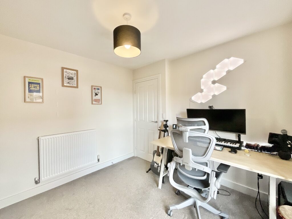 Fell Avenue, Newcastle, ST5